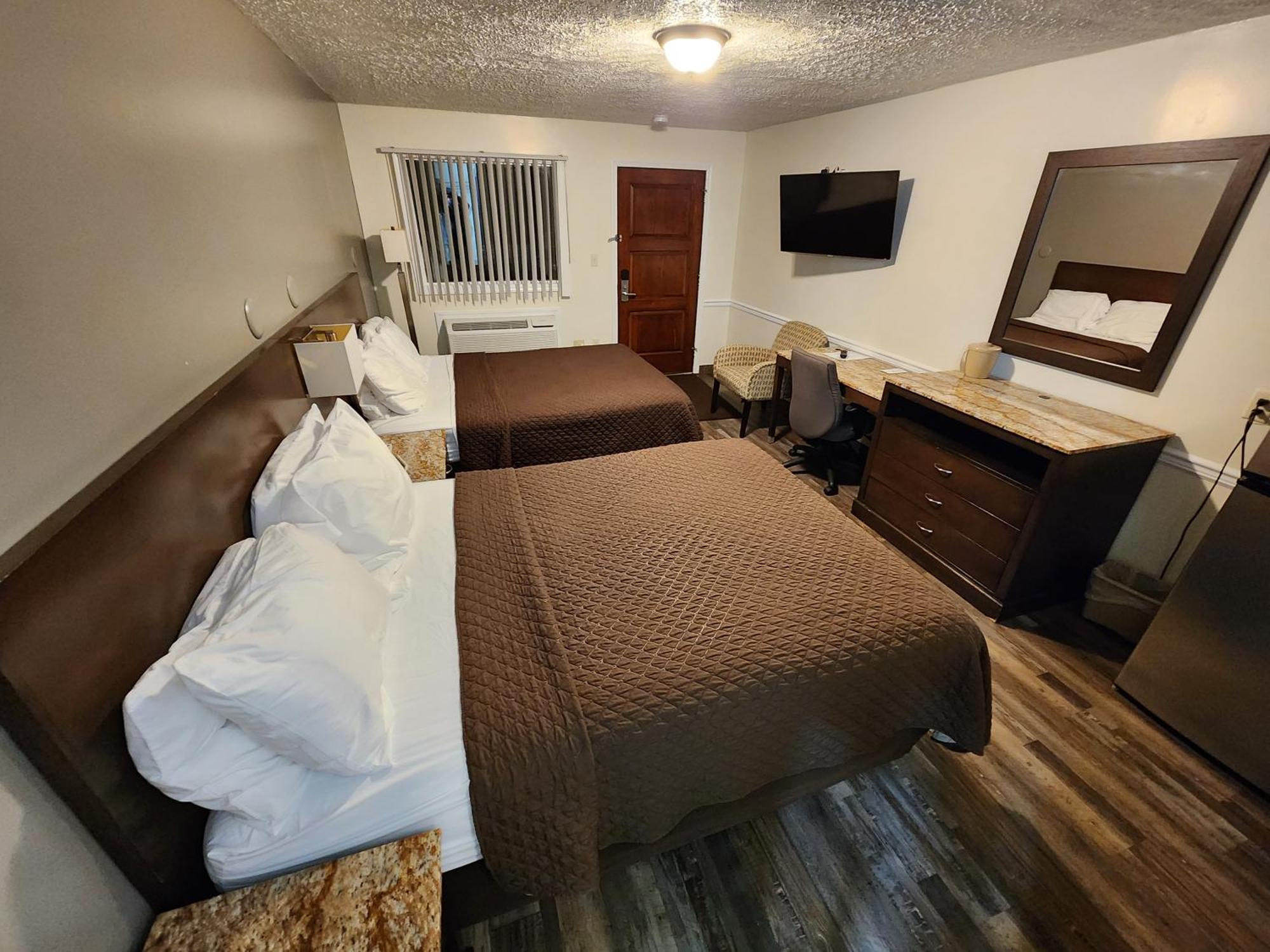 Jefferson Hills Motel Clairton Buitenkant foto