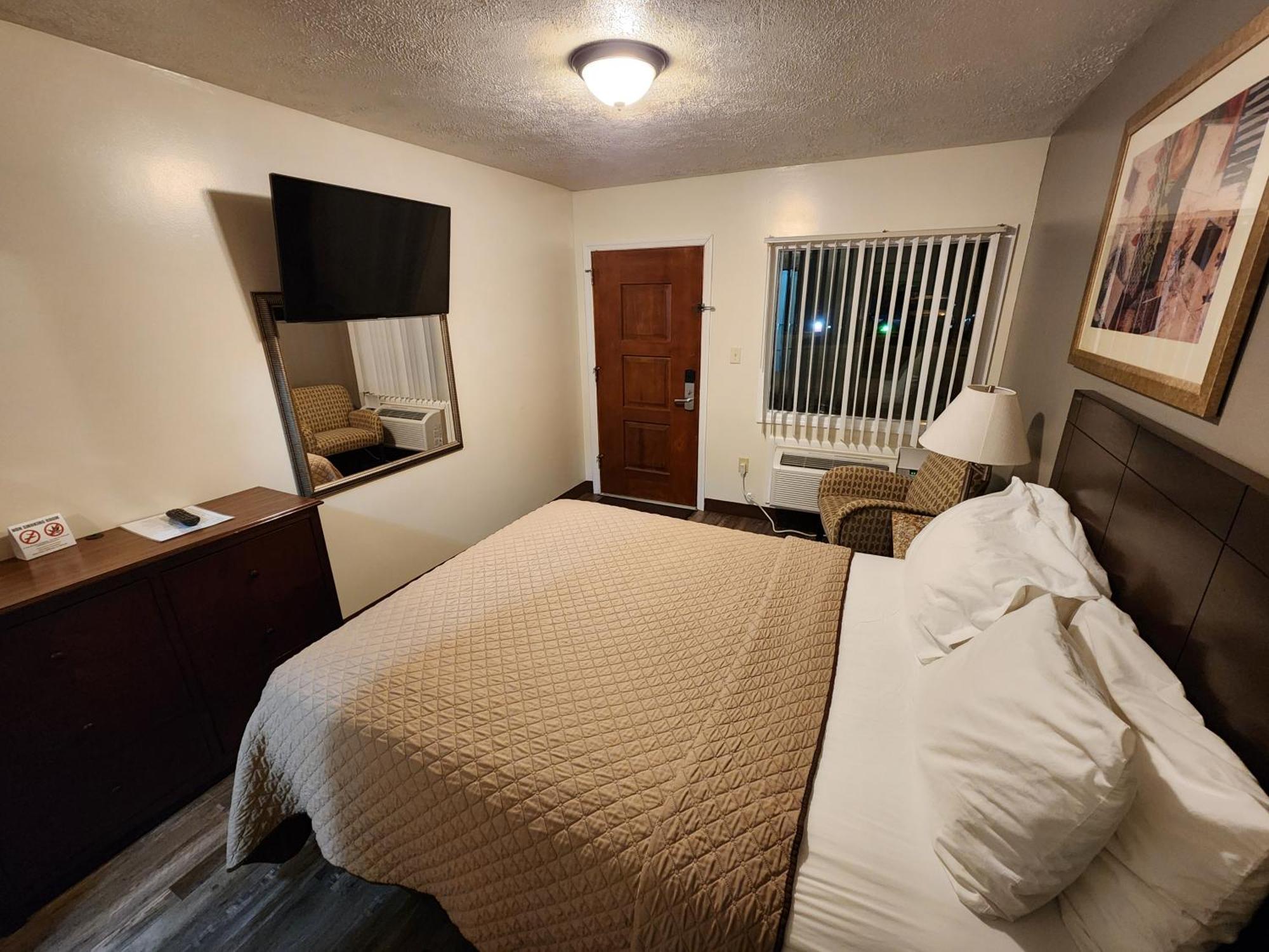 Jefferson Hills Motel Clairton Buitenkant foto