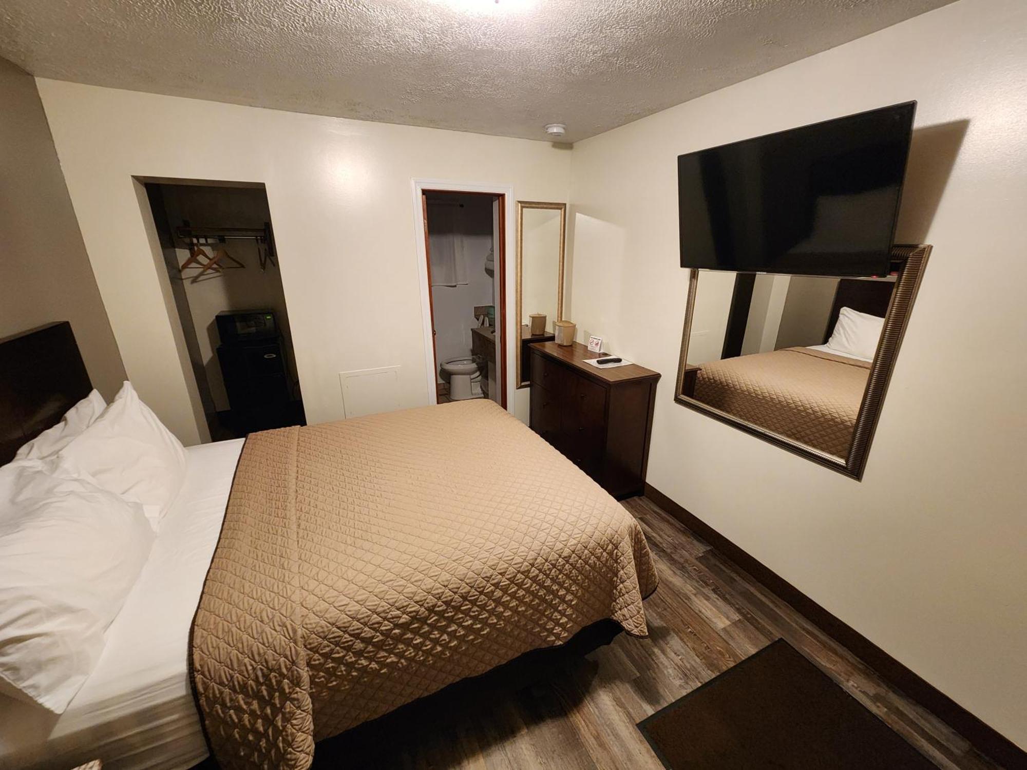Jefferson Hills Motel Clairton Buitenkant foto